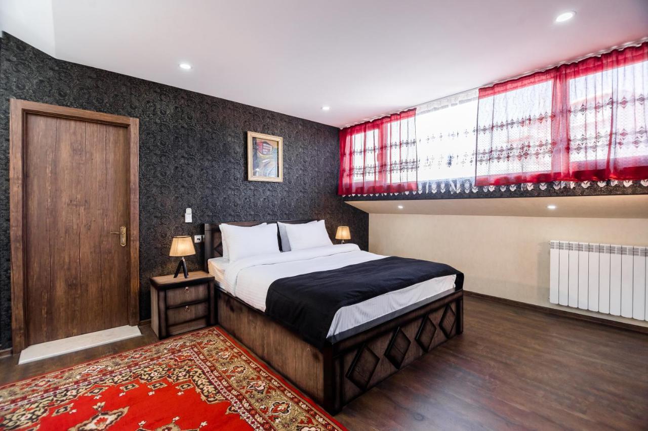 George Hotel Тбилиси Екстериор снимка