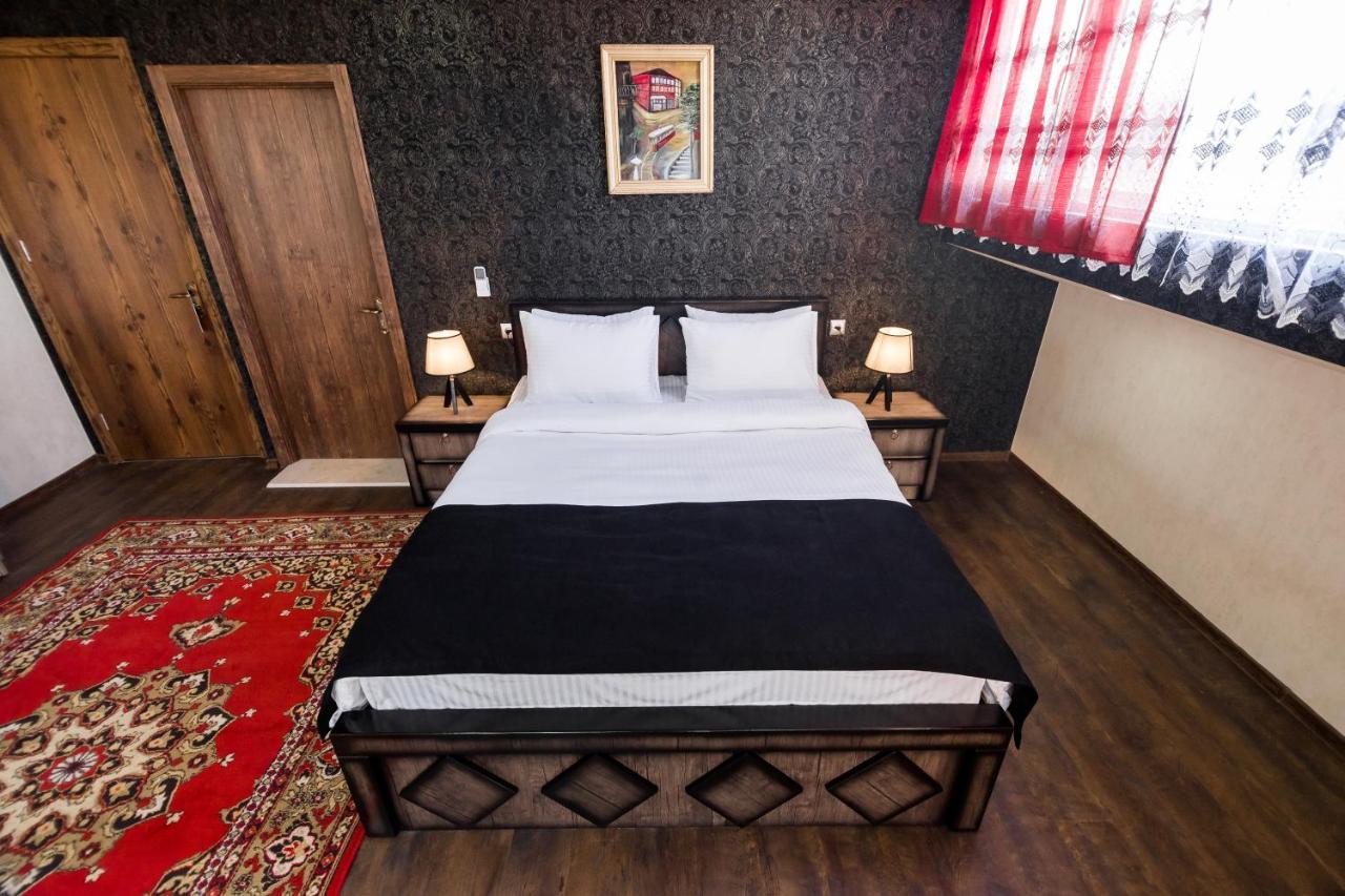 George Hotel Тбилиси Екстериор снимка
