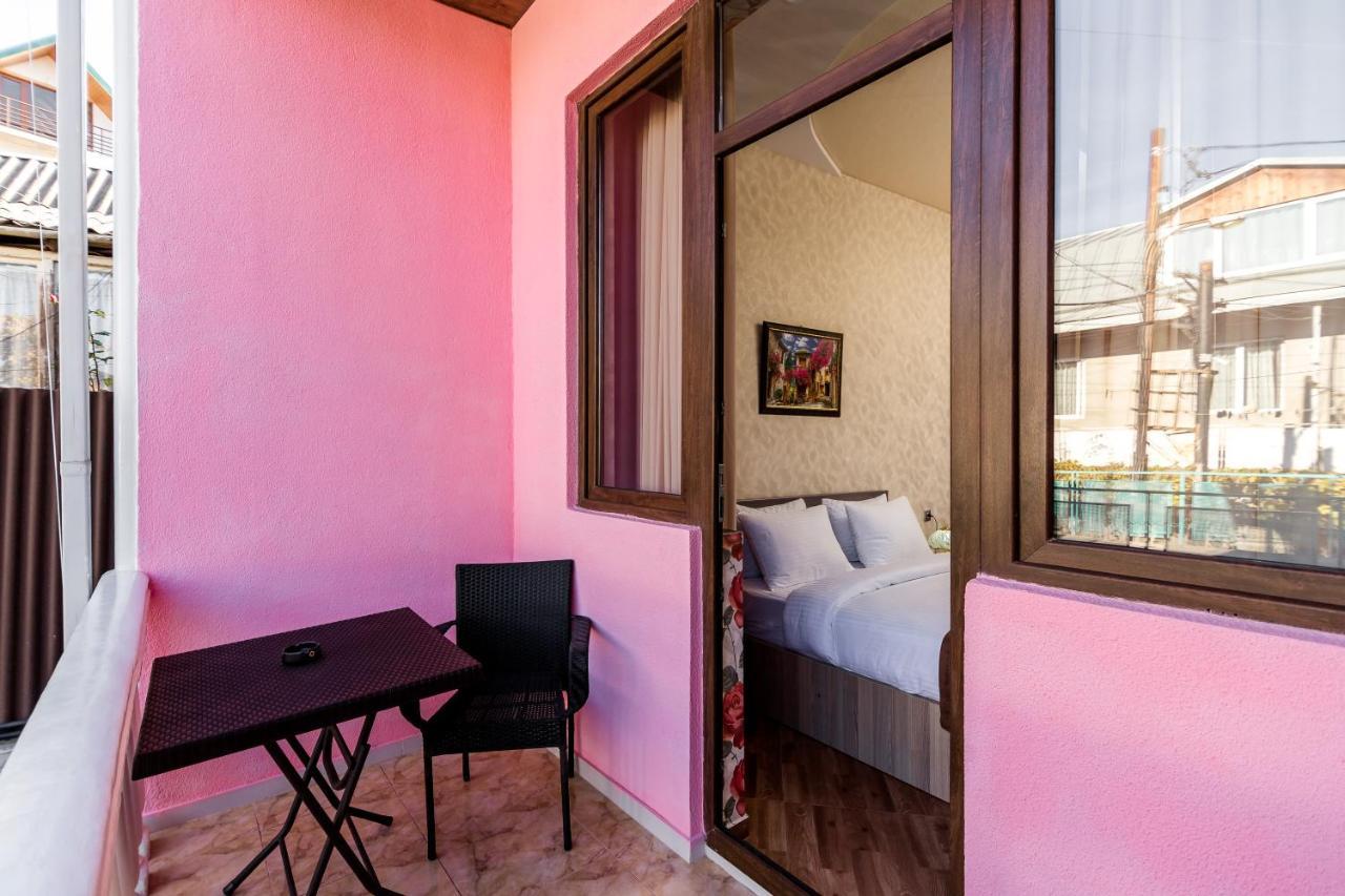 George Hotel Тбилиси Екстериор снимка