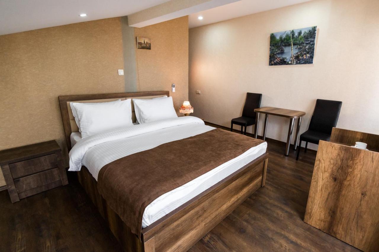 George Hotel Тбилиси Екстериор снимка