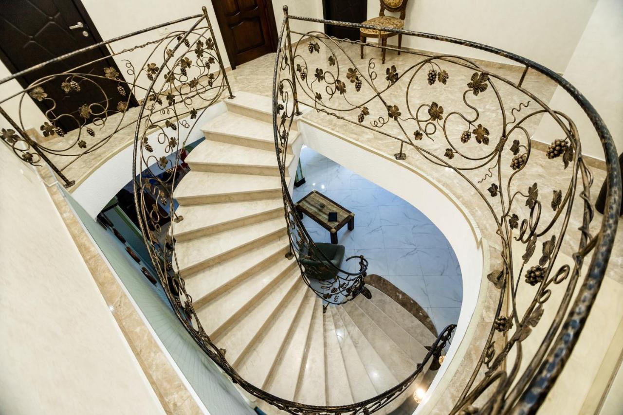 George Hotel Тбилиси Екстериор снимка
