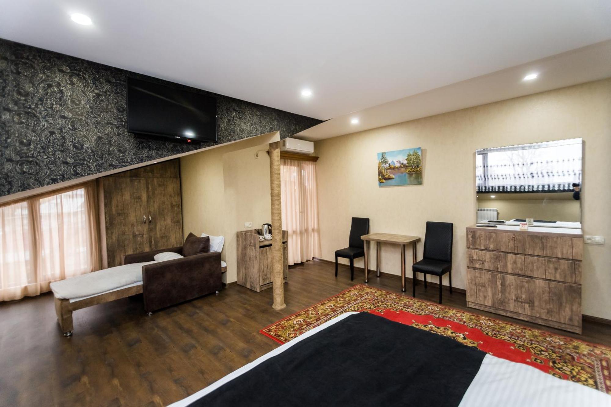 George Hotel Тбилиси Екстериор снимка